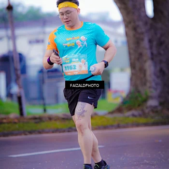 Runner Photo 8324413
