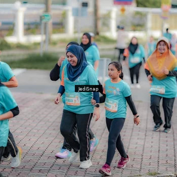 Runner Photo 8324417