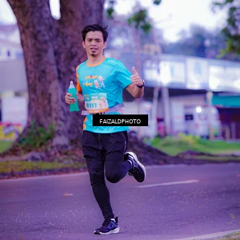 Runner Photo 8324420