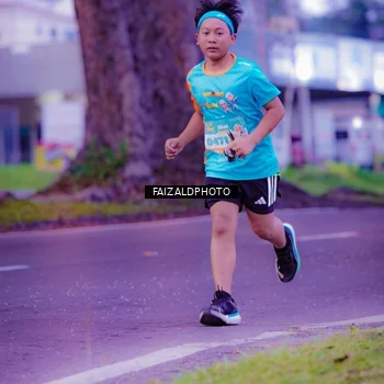 Runner Photo 8324432