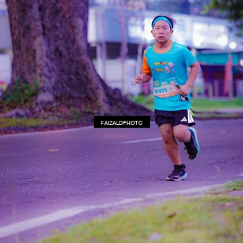 Runner Photo 8324434