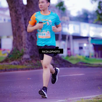 Runner Photo 8324440