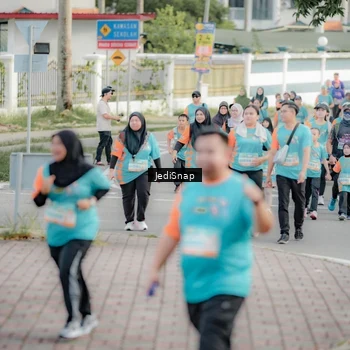 Runner Photo 8324447
