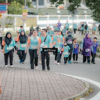 Runner Photo 8324471