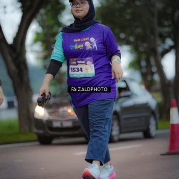Runner Photo 8324478