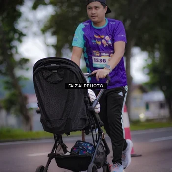 Runner Photo 8324495