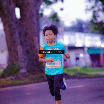 Runner Photo 8324503