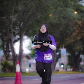 Runner Photo 8324521