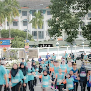 Runner Photo 8324524