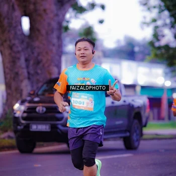 Runner Photo 8324534