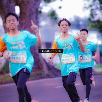 Runner Photo 8324550