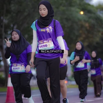 Runner Photo 8324580