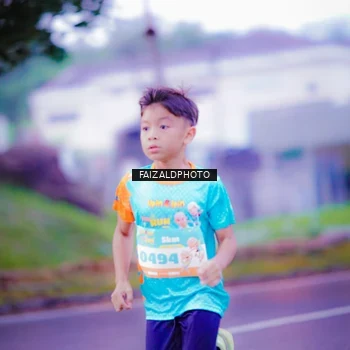 Runner Photo 8324583