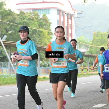 Runner Photo 8324587