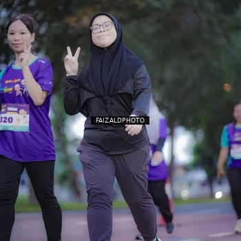 Runner Photo 8324595