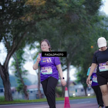 Runner Photo 8324618