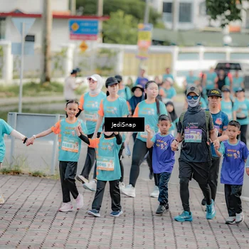 Runner Photo 8324620