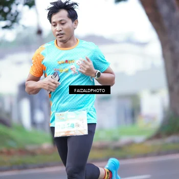 Runner Photo 8324629