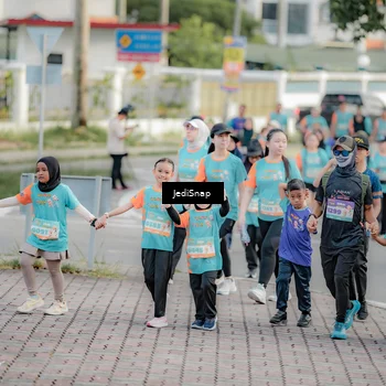 Runner Photo 8324630