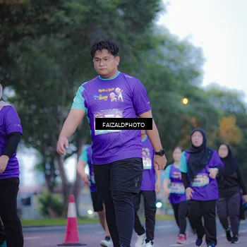 Runner Photo 8324638