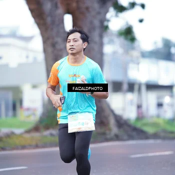 Runner Photo 8324639