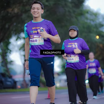 Runner Photo 8324640