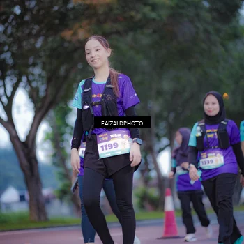 Runner Photo 8324643