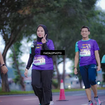 Runner Photo 8324645