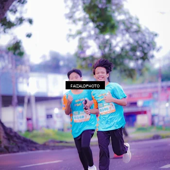 Runner Photo 8324649