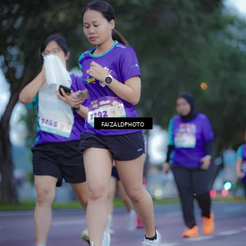 Runner Photo 8324655