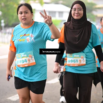 Runner Photo 8324657