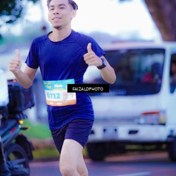 Runner Photo 8324666