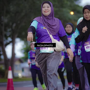 Runner Photo 8324673