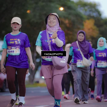 Runner Photo 8324677
