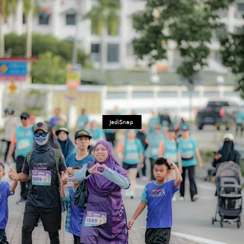 Runner Photo 8324678