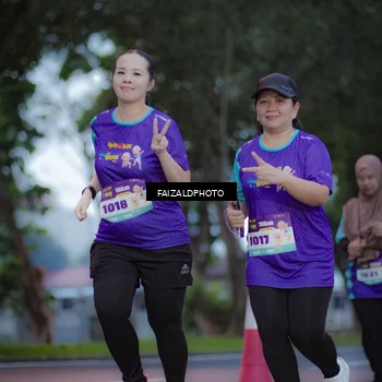 Runner Photo 8324694