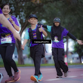 Runner Photo 8324700