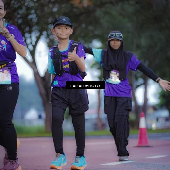 Runner Photo 8324702