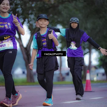 Runner Photo 8324704