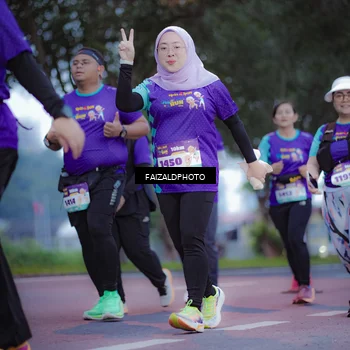 Runner Photo 8324713