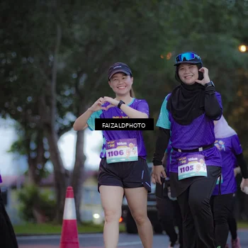 Runner Photo 8324718