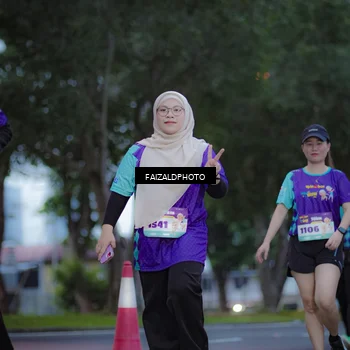 Runner Photo 8324725
