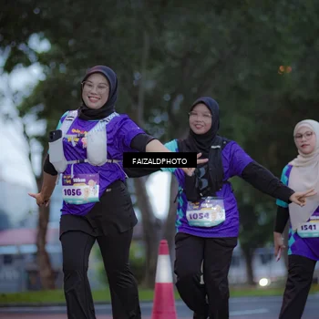 Runner Photo 8324728
