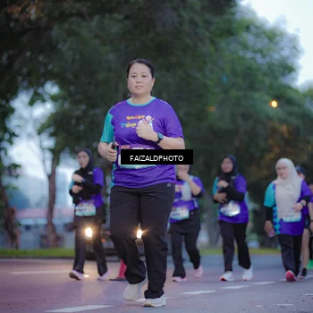 Runner Photo 8324739