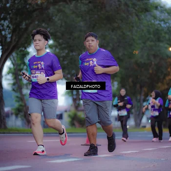 Runner Photo 8324742