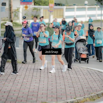 Runner Photo 8324747