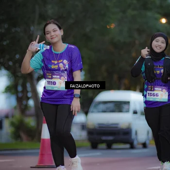 Runner Photo 8324765