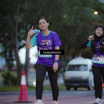Runner Photo 8324766