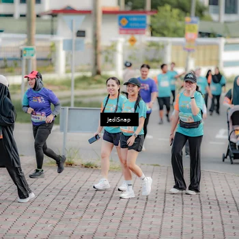 Runner Photo 8324767