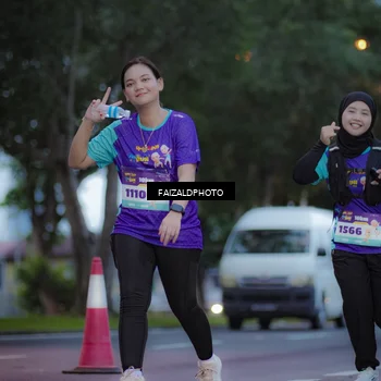 Runner Photo 8324793